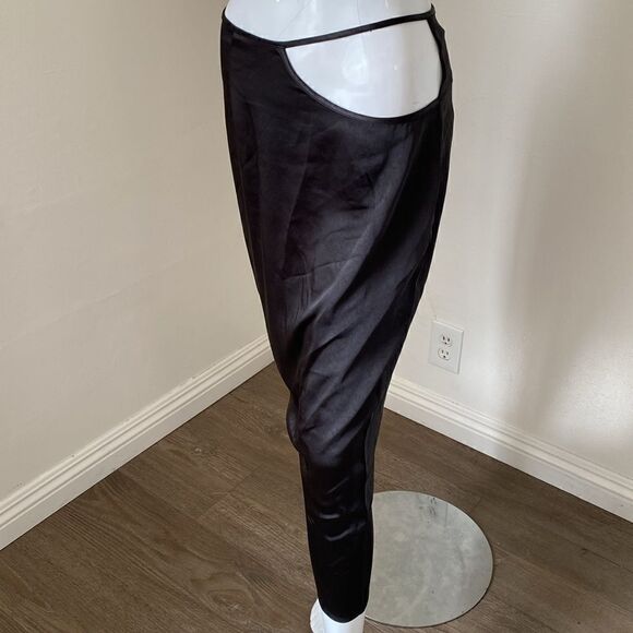 NWOT Motel Gardy Black Satin Long Midi Skirt w Side Waist Cut Out Dolls Kill - Picture 3 of 9